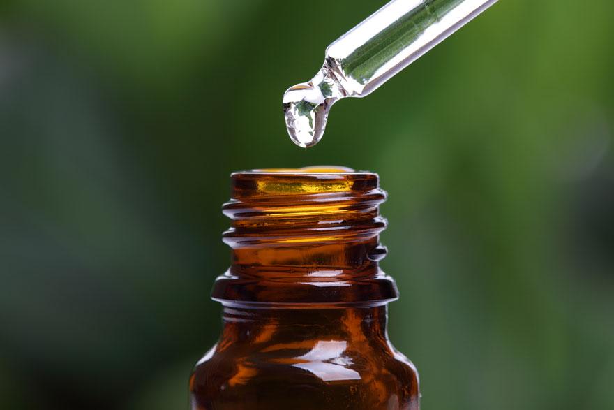 The world is going essential oil crazy - 6 tips to help get through the marketing hype